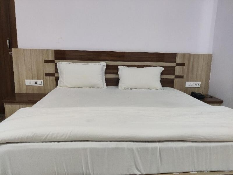 Oyo Hotel Laksh Kurukshetra Exteriér fotografie